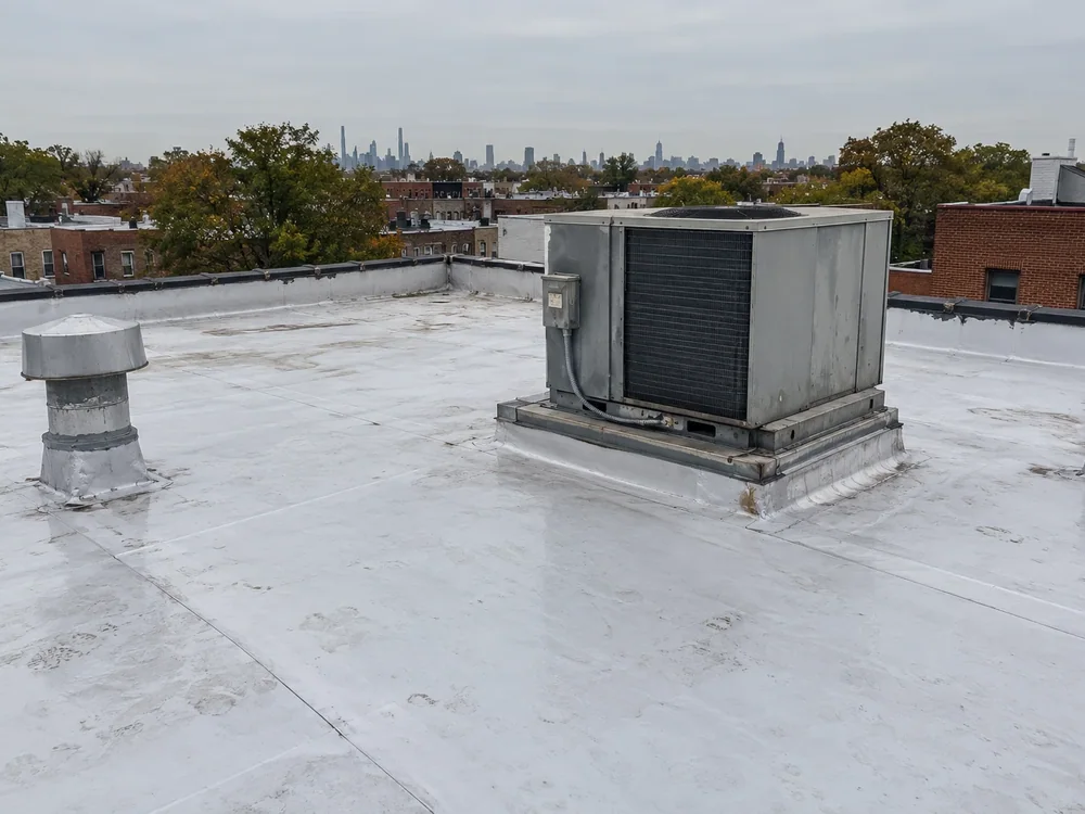 Carlisle SynTec Roofing Systems in Queens, NY